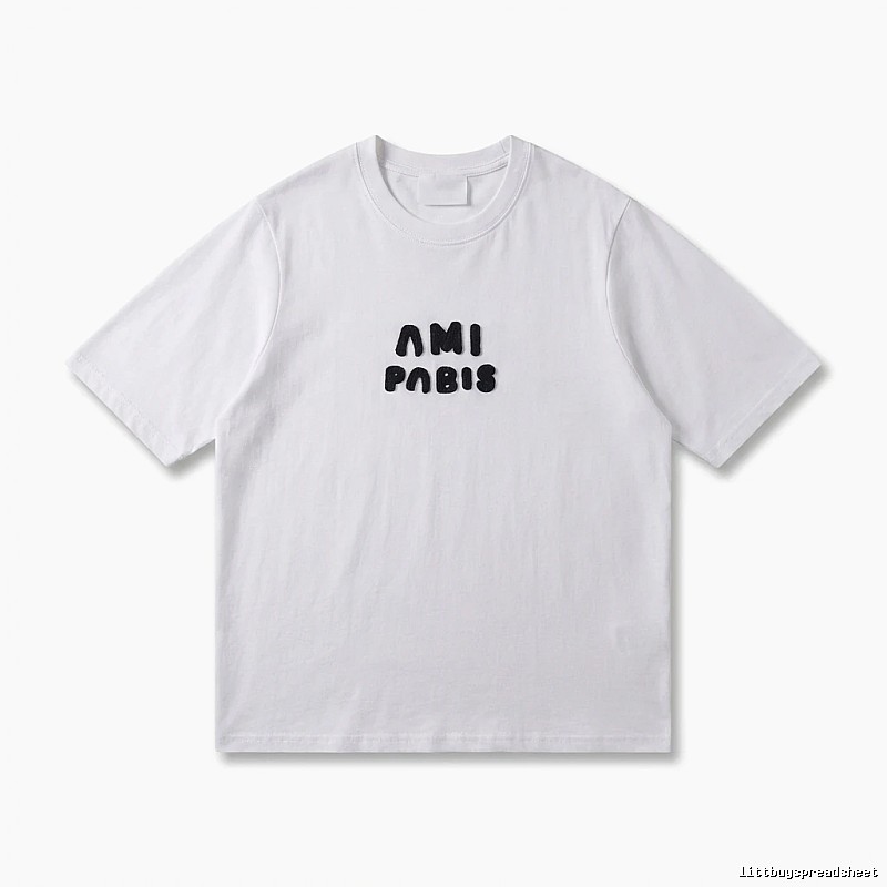 AMI Paris minimalist style white T-shirt