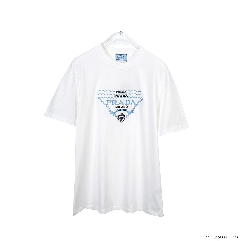 Amiri Weekend Logo T-shirt Black Small AM for Seasonal Looks