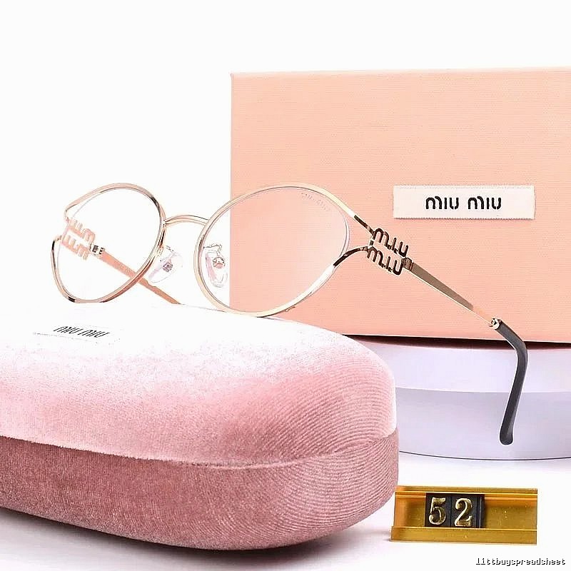 Miu Miu Resort Oversized sunglasses Black Oval Sunglasses for Travel Looks