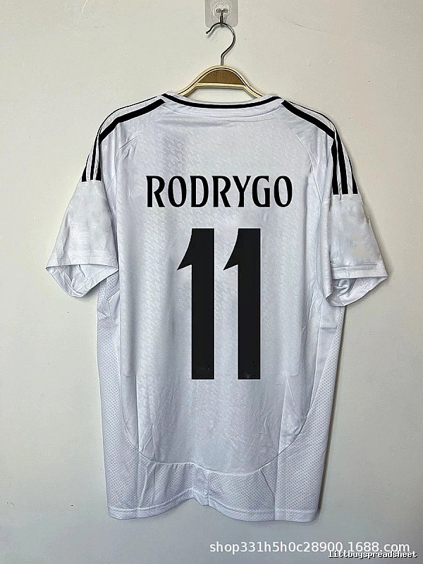 Real Madrid Patterned Bellingham #5 soccer jersey White Real Madrid with Polished Detail